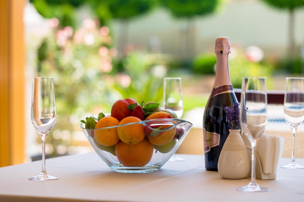 Villa Florence Boutique Apart Hotel Sveti Vlas Luaran gambar
