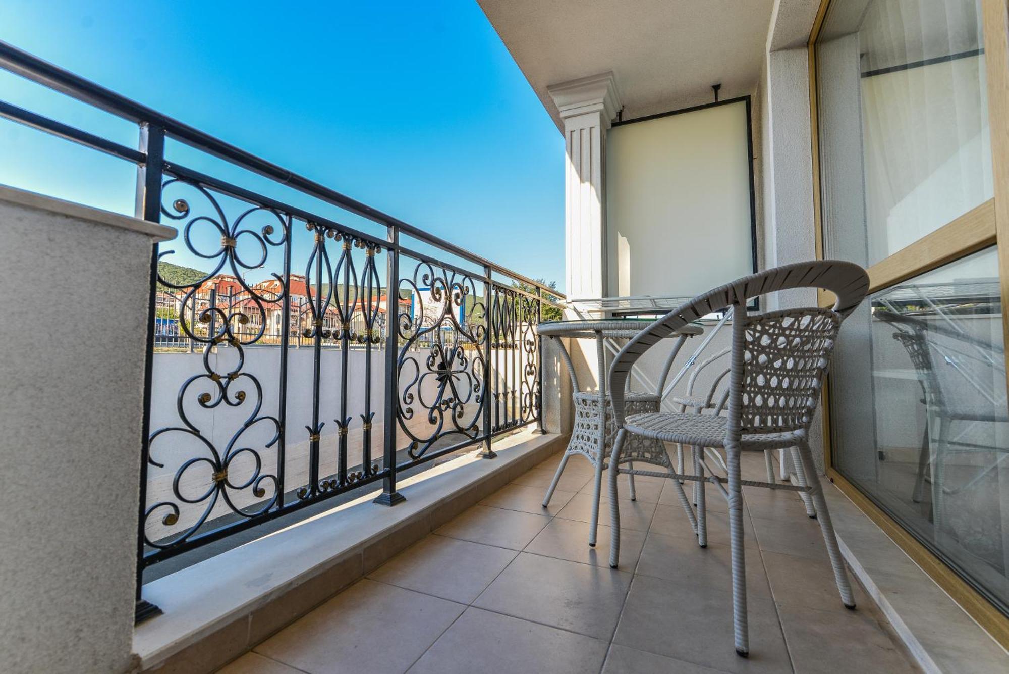 Villa Florence Boutique Apart Hotel Sveti Vlas Luaran gambar