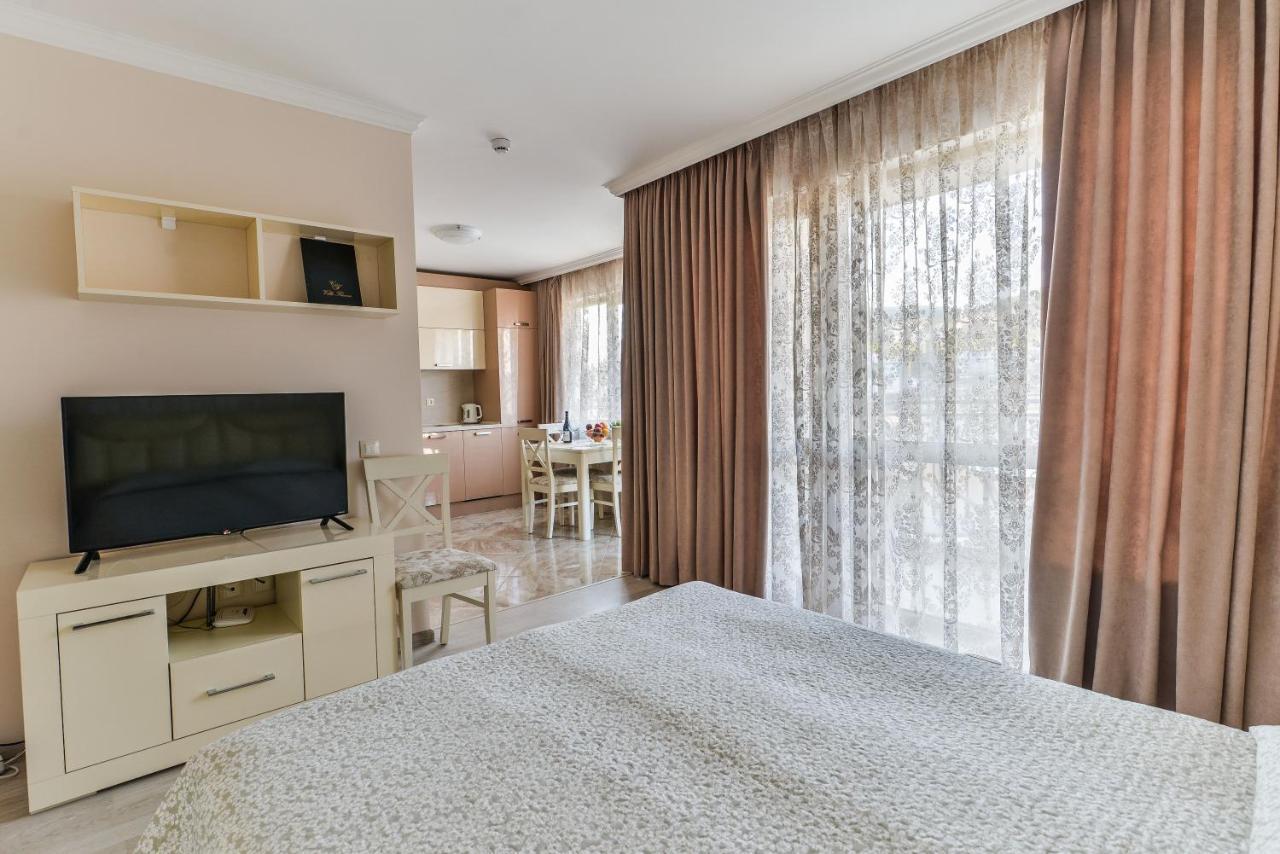Villa Florence Boutique Apart Hotel Sveti Vlas Luaran gambar